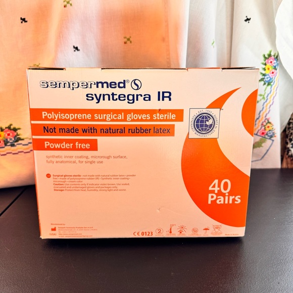Sempermed Syntegra IR Surgical Gloves, Size 7.5 (40 Pairs/Box) - Picture 3 of 7